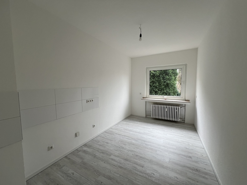 Schöne 2-Raum-Wohnung in zentraler Lage! 45128 Essen Rellinghausen, Etagenwohnung