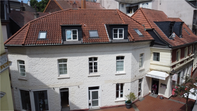 Wohn- und Geschäftshaus mit einer attraktiven Rendite von 7,6 % 45276 Essen, Haus