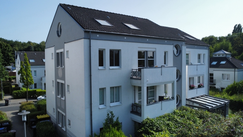 Charmante Belle-Étage-Wohnung mit zwei großzügigen Balkonen! 45141 Essen, Etagenwohnung
