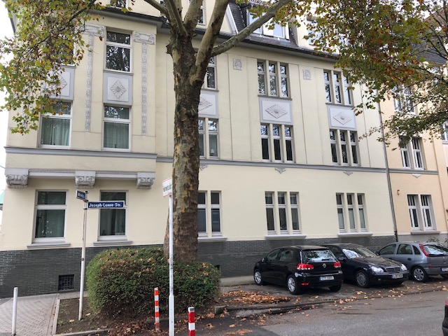 Dachgeschosstraum mitten im Leben 45131 Essen - Rüttenscheid, Dachgeschosswohnung