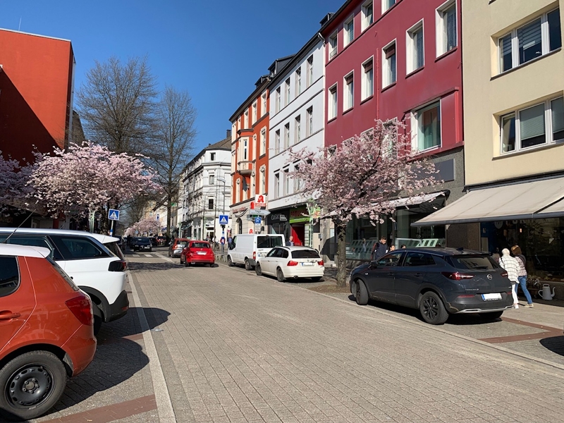 Wohn- und Geschäftshaus in Rüttenscheid 45131 Essen, Mehrfamilienhaus