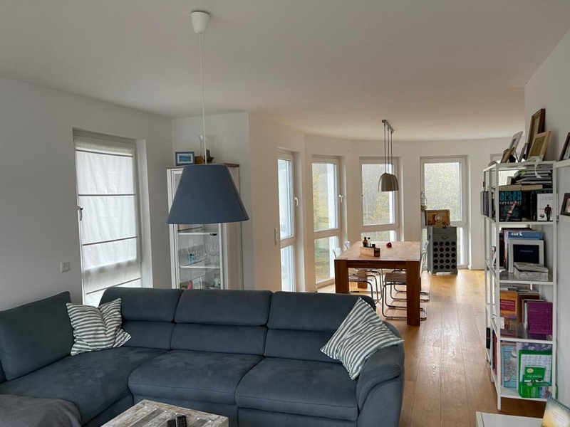 Schöne 4-Raum-Wohnung in begehrter Lage! 45133 Essen, Wohnung